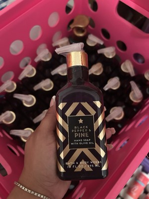Bath & body works Black Pepper And Pine Hand Soap