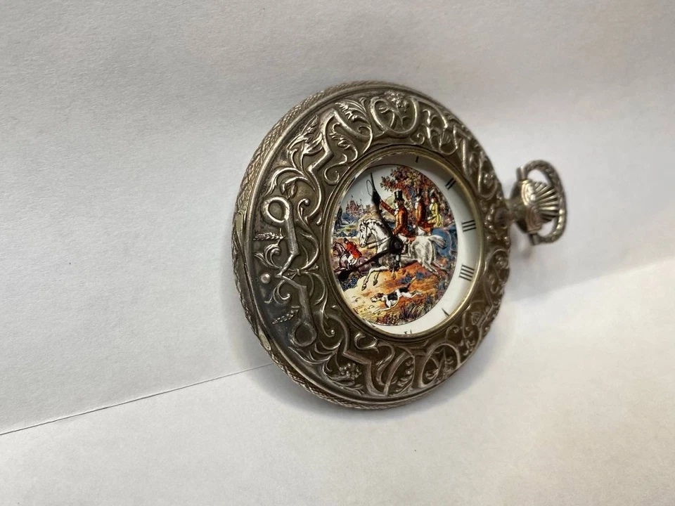 1982 Franklin Mint Huntsman Pocket Watch Swiss Hunting Scene Sterling Silver 925 - Image 4 of 4