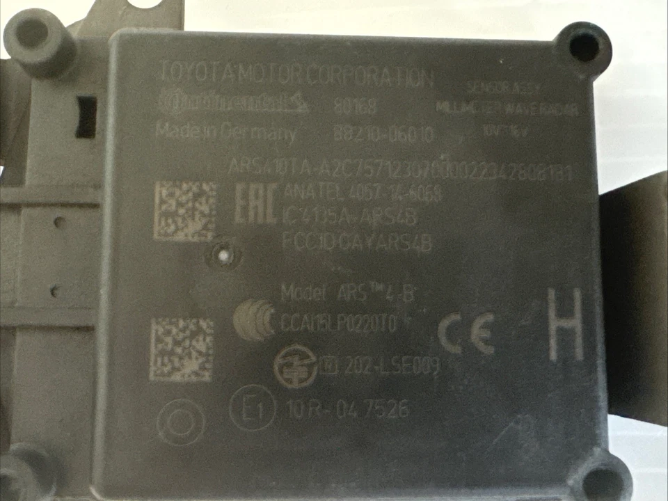 2018 - 2019 Toyota Camry Cruise Control Distance Sensor 88210-06010 OEM K0031 - Image 3 of 4