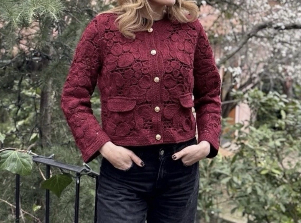 ZARA NWT $99 WOMAN SS25 KNIT MACRAME CARDIGAN BURGUNDY | 1957/001