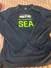 Seattle Seahawks NFL Licensed Long-Sleeve XL 18/20 Kids