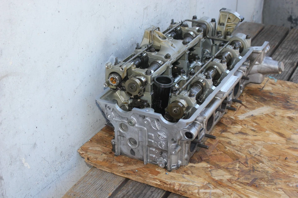 OEM 2004 2005 BMW 745i 645ci 545i 4,4 L lado derecho motor culata (487B) Foto 4 de 4