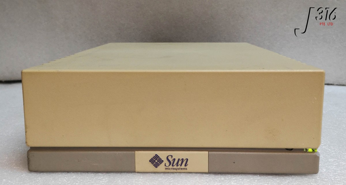 ジュン 14716 SUN MICROSYSTEMS 611 EXTERNAL SCSI HARD DRIVE, 240V, 47-63HZ