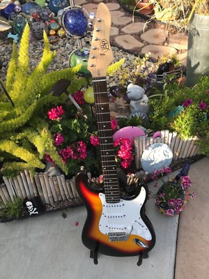 90'S JB Player SSS Strat In 2 Color Sunburst Finish.