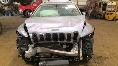 Wheel 18x7 5 V Spoke Painted Gray Fits 17-18 CHEROKEE 6867690