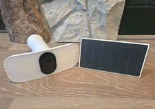 Arlo Pro 3 Floodlight FB1001 Security Camera, w/battery  Solar Panel VMA5600