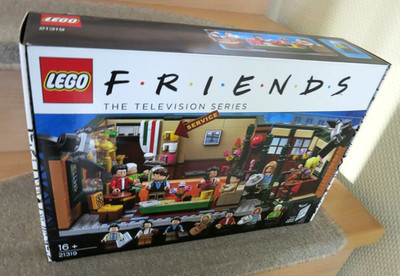 LEGO Ideas: Central Perk (21319) new sealed (by LEGO factory)
