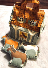 Ponderosa Fabric Panel Horse Barn Carrying Case Playset w/ stuffed horses