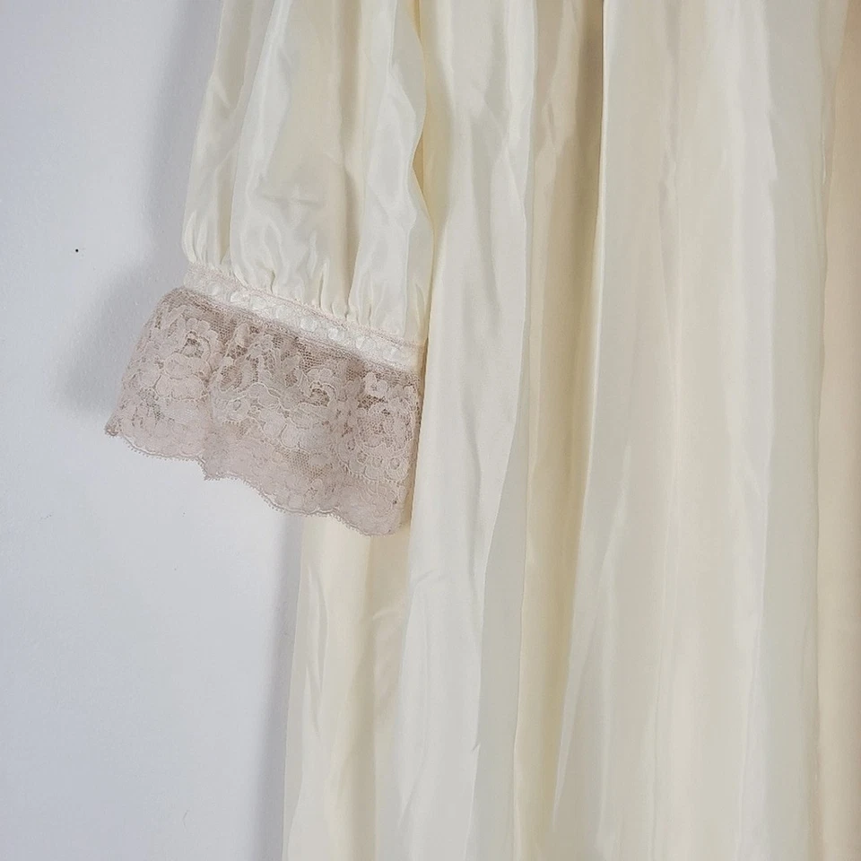 Barbizon Satén De Lys Diane Crema Encaje Peignoir Conjunto Bata Babydoll Camisón M Foto 2 de 4