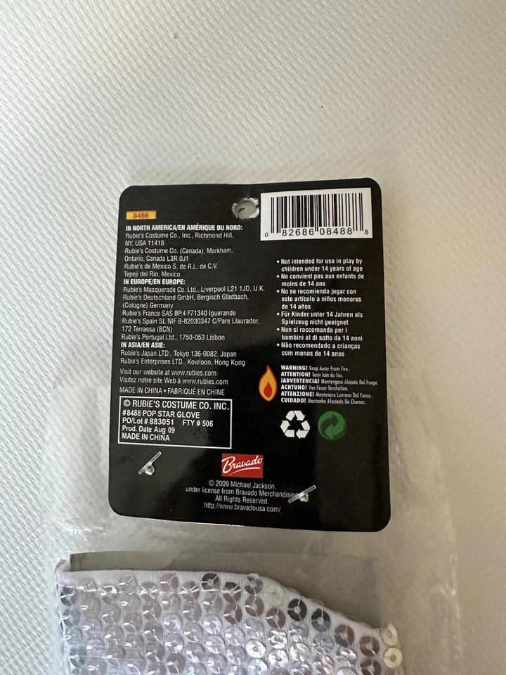 Guante de lentejuelas plateadas Rubie's Michael Jackson accesorio de disfraz para adulto Foto 4 de 4