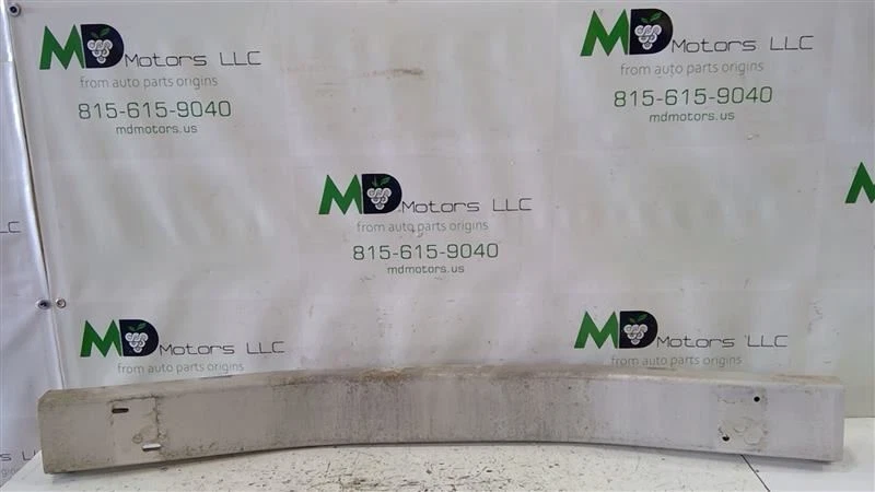 Nissan Leaf 2012-2016 parachoques trasero refuerzo OEM 850303NF0A Foto 2 de 4