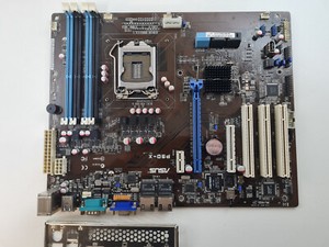 ASUS P9D-X Server Board Intel ATX Sockel 1150 Motherboard