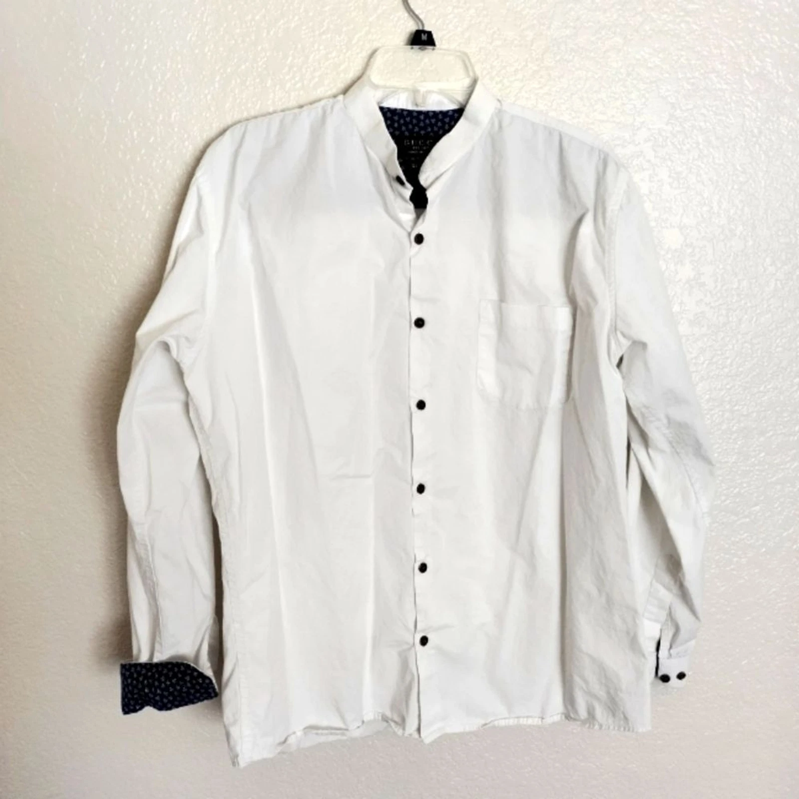 Chemise GUCCI slim fit boutonnée blanche à poignets roulés à fleurs taille 44/XXL