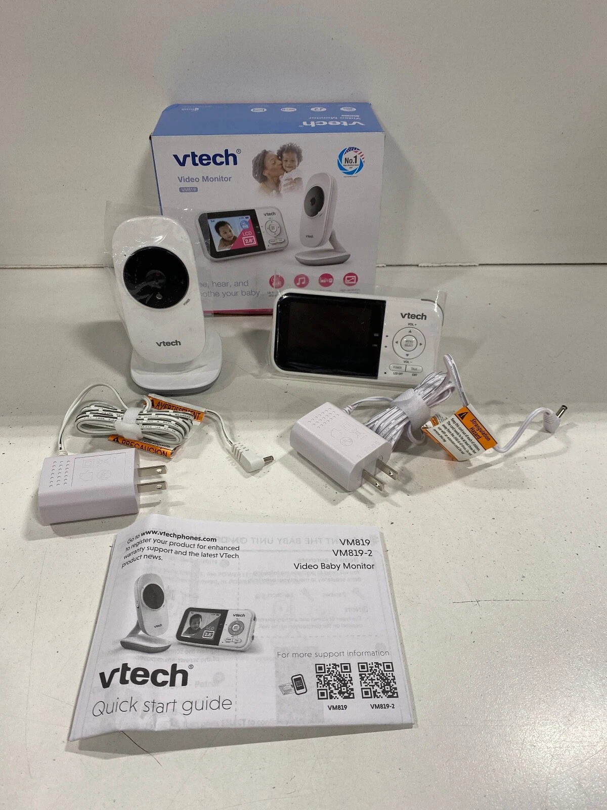 VTech VM819 Video Baby Monitor with 19 Hour Battery Life,1000ftRange