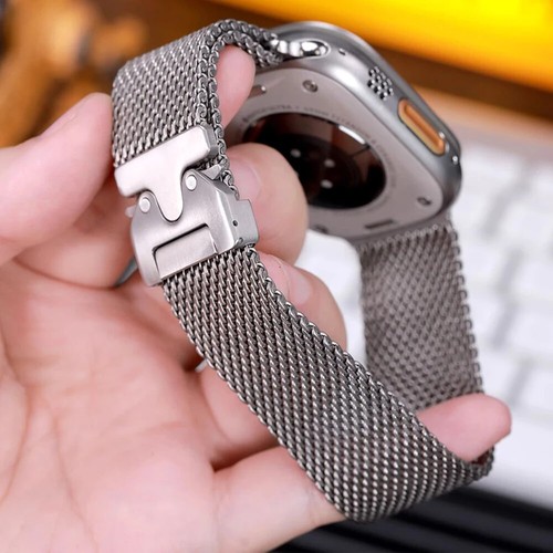 Titanium Band for Apple Watch Ultra 2 & Ultra 1 - 49mm Titanium Metal Bracelet - Picture 3 of 10