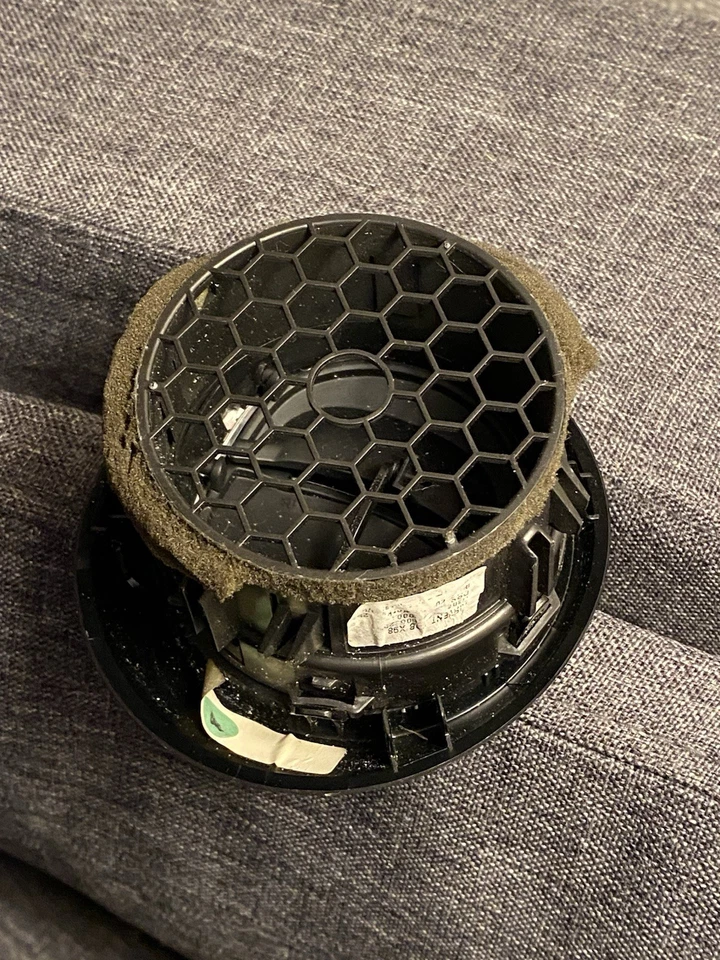 1 Aérateur Renault clio 4 - Image 2 of 3