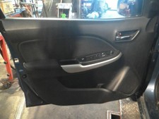 Porte avant et accessoires Suzuki BALENO
