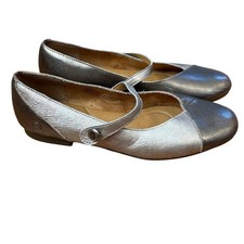 Born Mary Jane Flats Womens Silver Good Metal...
