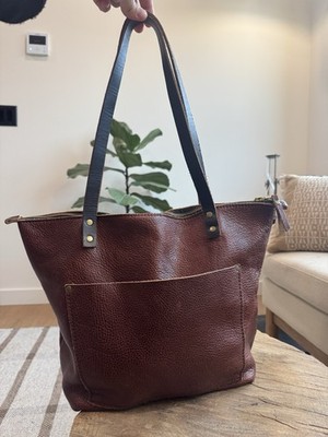 Portland Leather Goods Medium Zipper Tote Cinnamon Bear Brown Leather Purse 