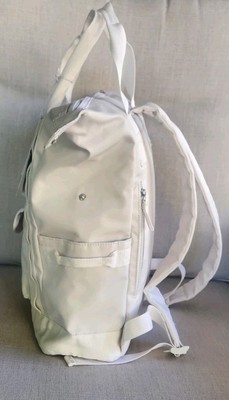 Tommy Bahama Stylish Cream & Tan Unisex Backpack - Travel & Work Essentials Tommy Hilfiger Men main image 3