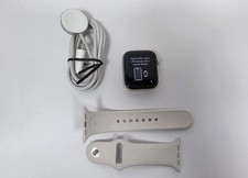 Apple Watch SE GEN 3 40mm GPS Starlight Sport Band S/M