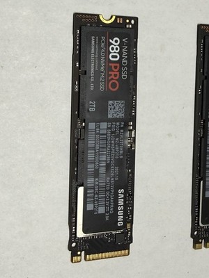 Samsung 980 PRO PCIe 4.0 NVMe M.2 Internal SSD 2TB Black