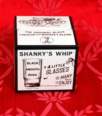 New Shanky's Whip Black Smooth Irish Whisky 4 Little Shot Glasses with Box