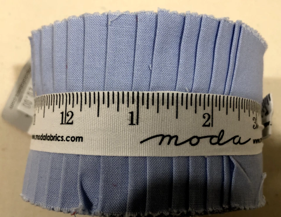 Moda Bella Solids Ivory Jr JellyRoll #9900JJR-32 Light Blue 20 pcs 2.5" X 44" - Image 3 of 4