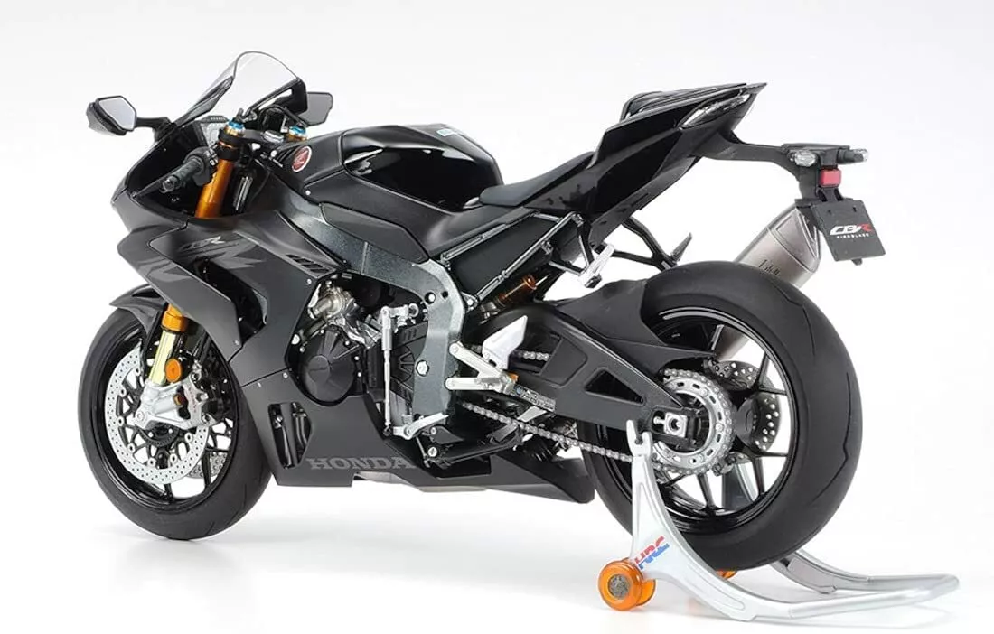 TAMIYA Scale model 1 12 Honda CBR1000RR R FIREBLADE SP Finished
