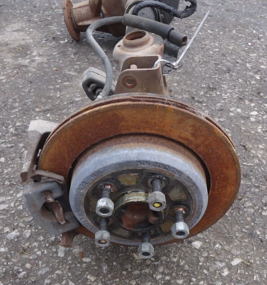 Conjunto de eje trasero Grand Marquis Crown Victoria 2003-2011 relación 2,73 136 k OEM Foto 3 de 4