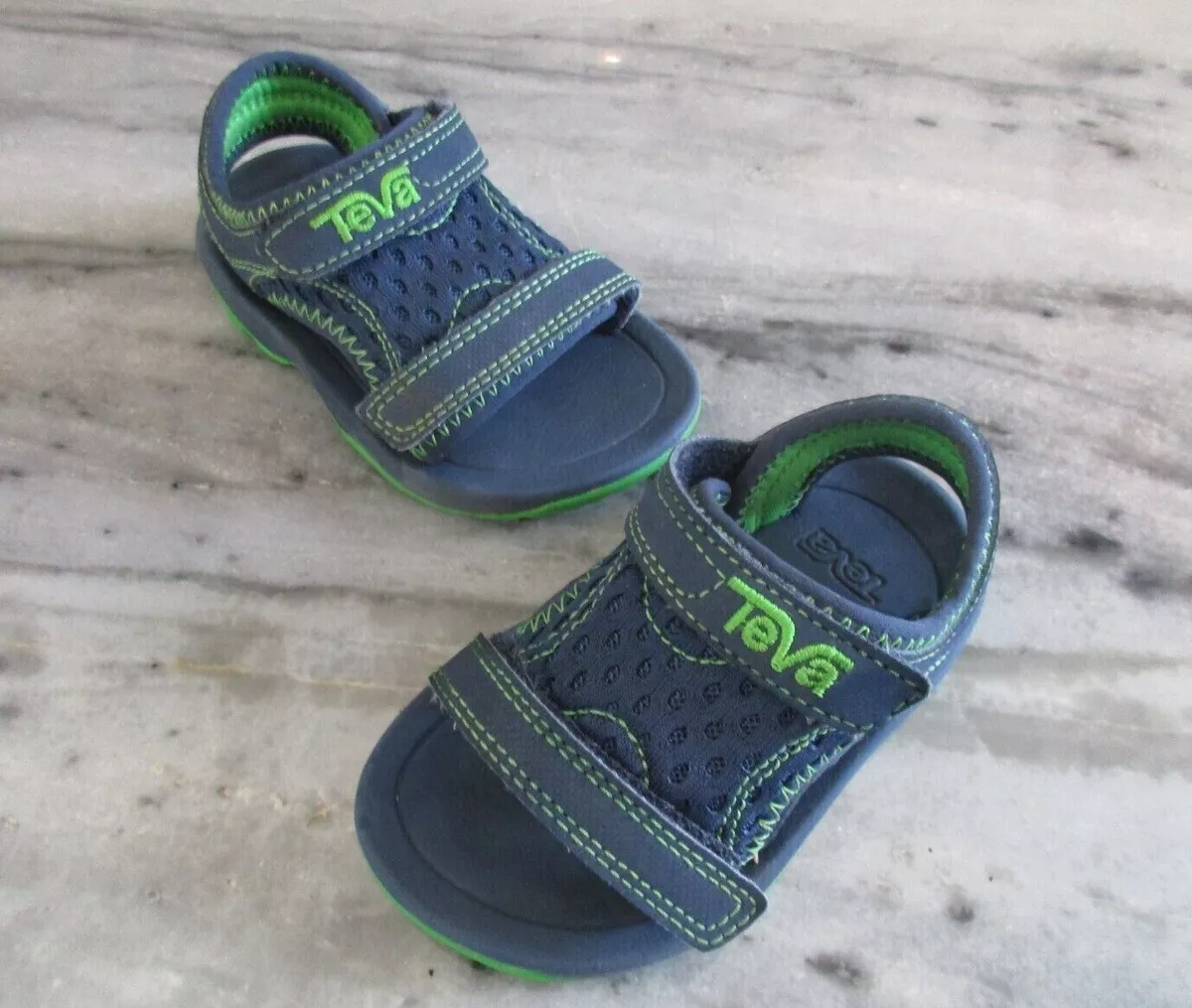 Infant tevas shop