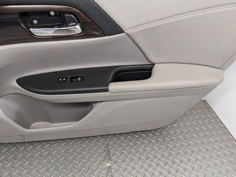 Panel de moldura de puerta delantera izquierda conductor Honda Accord 2013-2017 1165546 Foto 4 de 4