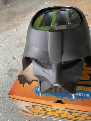 Star Wars Darth Vader Disney Toaster Helmet 2 Slice Logo Toast - New