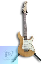 YAMAHA E-Gitarre PACIFICA112V YNS