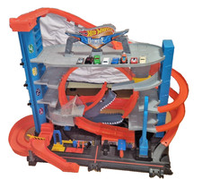 Hot Wheels FTB69 City Ultimate Parkgarage Par...