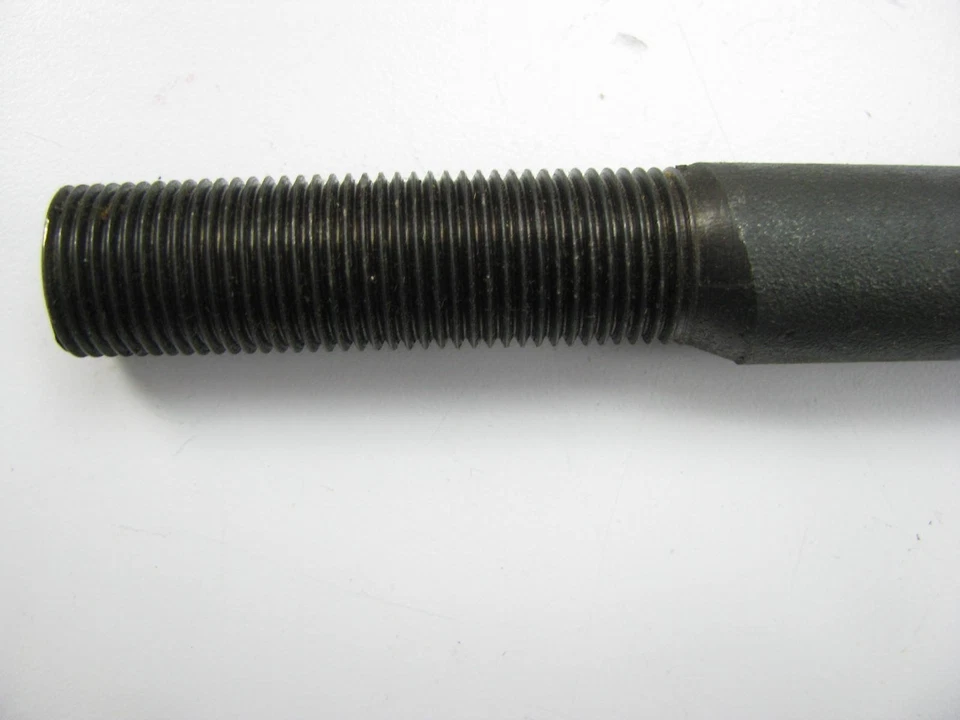 Extremo de barra de amarre de dirección exterior delantera TRW DS661 - 1963-1967 Chevrolet Chevy II Foto 3 de 4