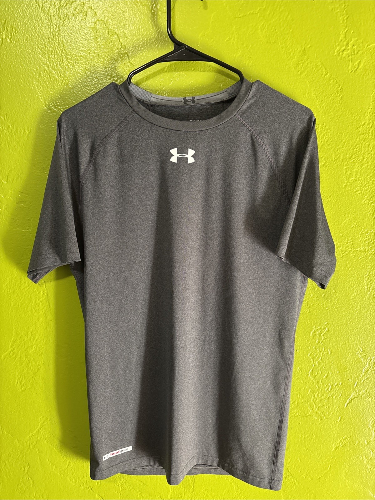 Under Armour Men Heatgear Compression Shirt XL Short Sleeve Grey