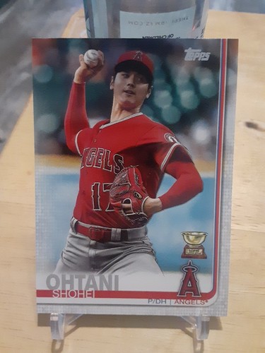 Shohei Ohtani 2019 Topps Series 2 Gold Cup #600