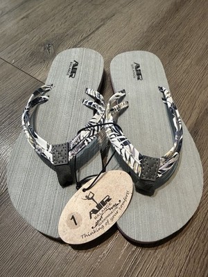 Girls Air Balance Flip Flops Size 1 Gray Pink Palm Leaf Straps NEW