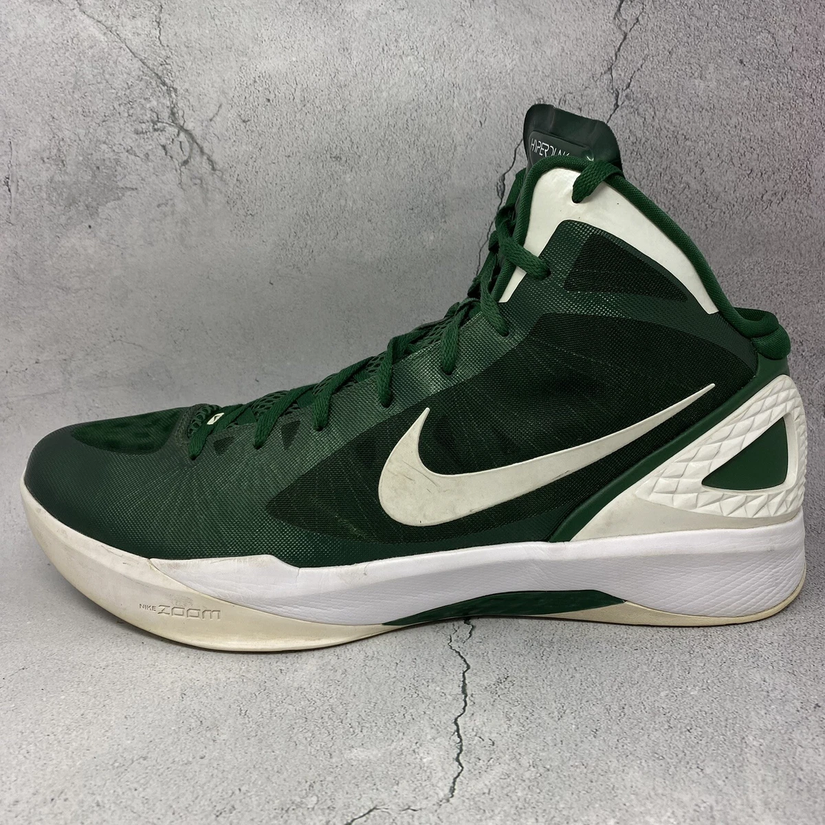 Dark green cheap basketball shoes