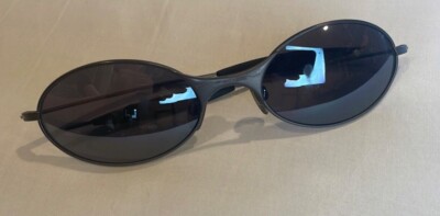 OAKLEY VINTAGE RARE E WIRE TITANIUM SUNGLASSES FRAMES 1990S