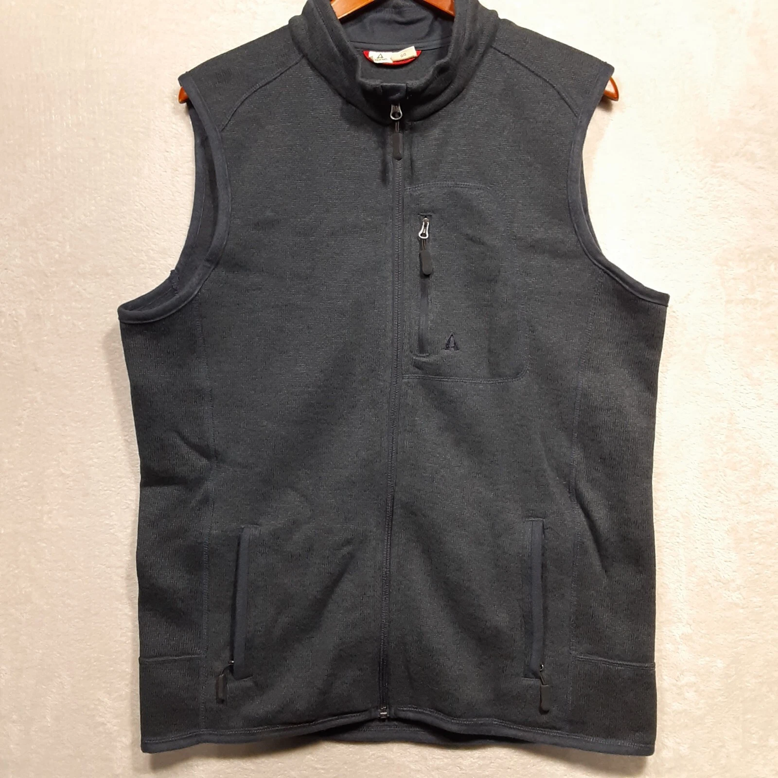 Ascend-Mens Sleeveless Winter Vest Sz.L/Blue/Zipper Pockets/RN#74747/Mock Neck