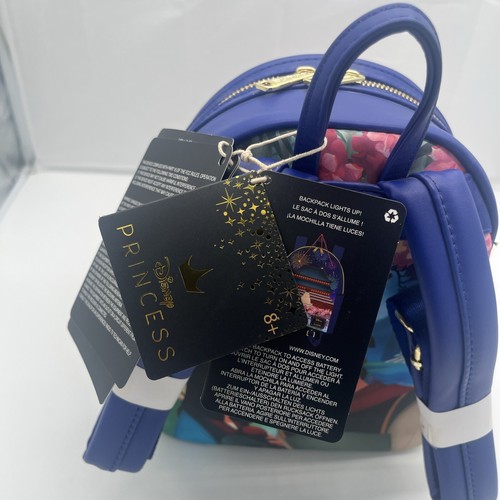 Mini Mochila Bolso Cartera Loungefly Disney Escena Castillo Mulan Iluminación LED - Imagen 4 de 8