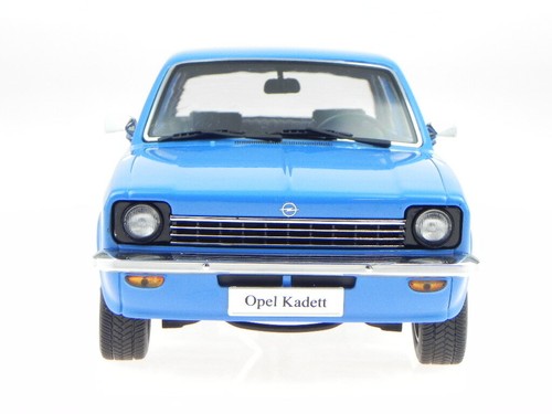 Opel Kadett C 2-porte 1973 blu modellino KK-Scale 1:18 - Foto 3 di 7