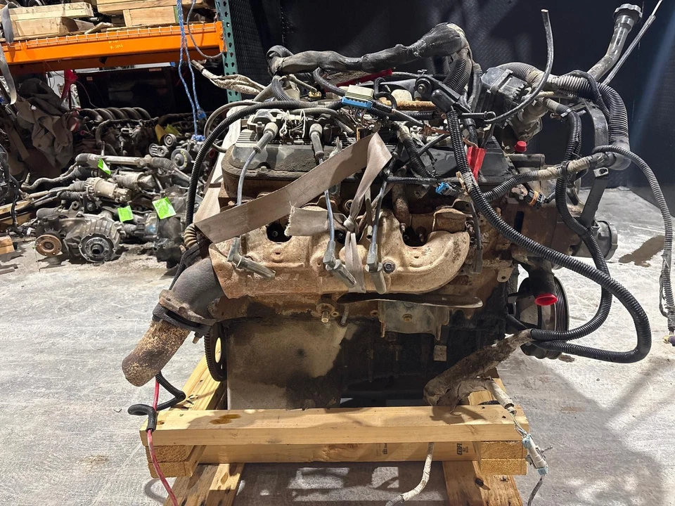 01-02 EXPRESS3500 8.1L Engine (VIN G 8th digit) RAN GOOD Foto 2 de 4