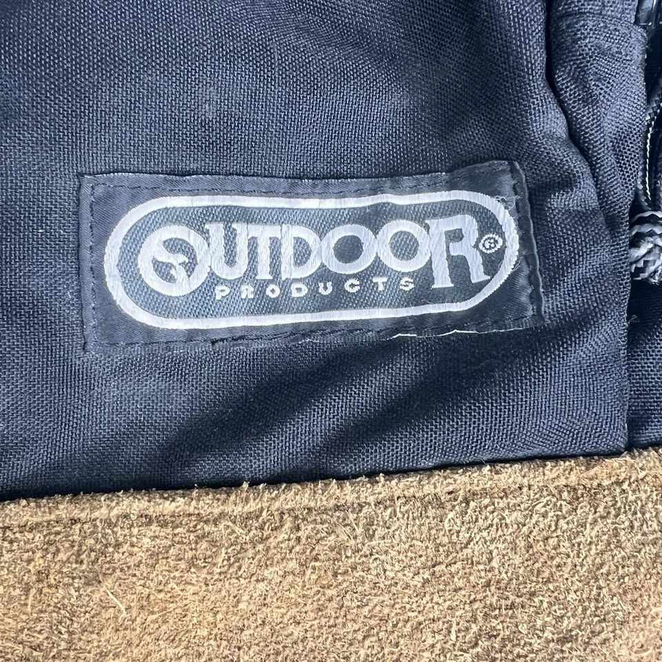 Mochila Outdoor Products Negra con Parte Inferior de Cuero Gamuza Tostada Multi Bolsillos Foto 4 de 4