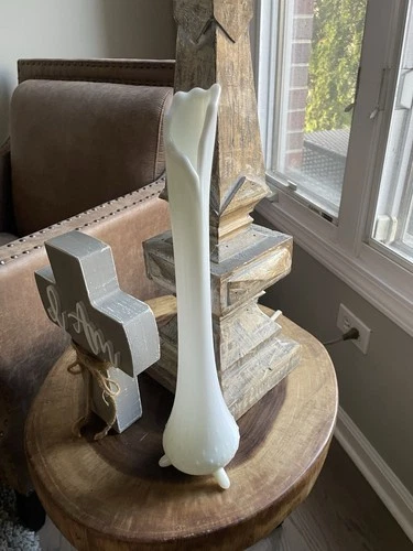 Vintage L.E. Smith White Milk Swung Vase 16” Hobnail 3 Toed