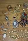 Assorted 10-14K Gold Filled/Plated Jewelry Mixed Lot Stones Unknown 174.0g — photo 5