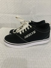 Heelys Pro 20 Skate Shoe Youth 5 Sneakers Black White