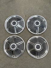 Set Of 4 1964 1965 Ford Mustang Original 14 Hubcaps Wheel Covers Set Of 4 1964 1965 Ford Mustang Original 14 Hubcaps Wheel Covers